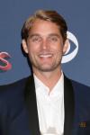 Brett Young headshot