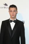 Cameron Dallas headshot