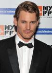 Josh Pence headshot