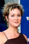 Kim Rhodes headshot