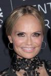 Kristin Chenoweth headshot