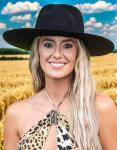 Lainey Wilson headshot