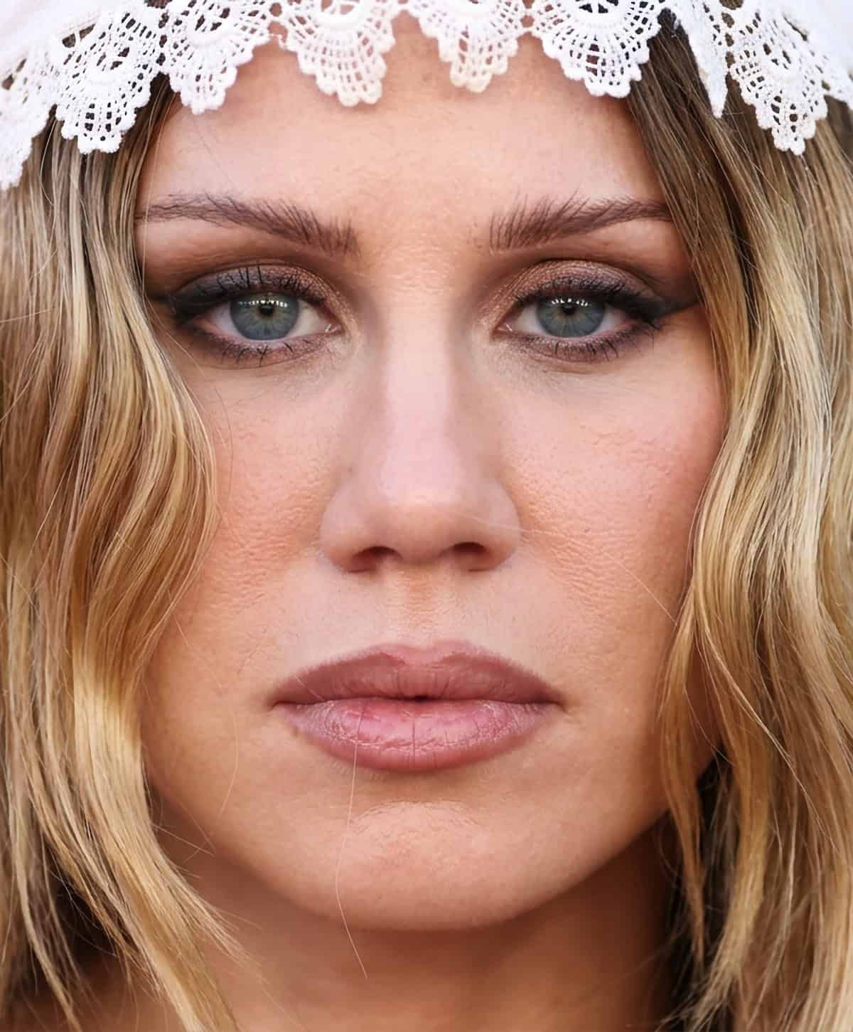Slayyyter headshot