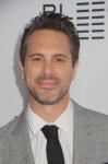 Thomas Sadoski headshot